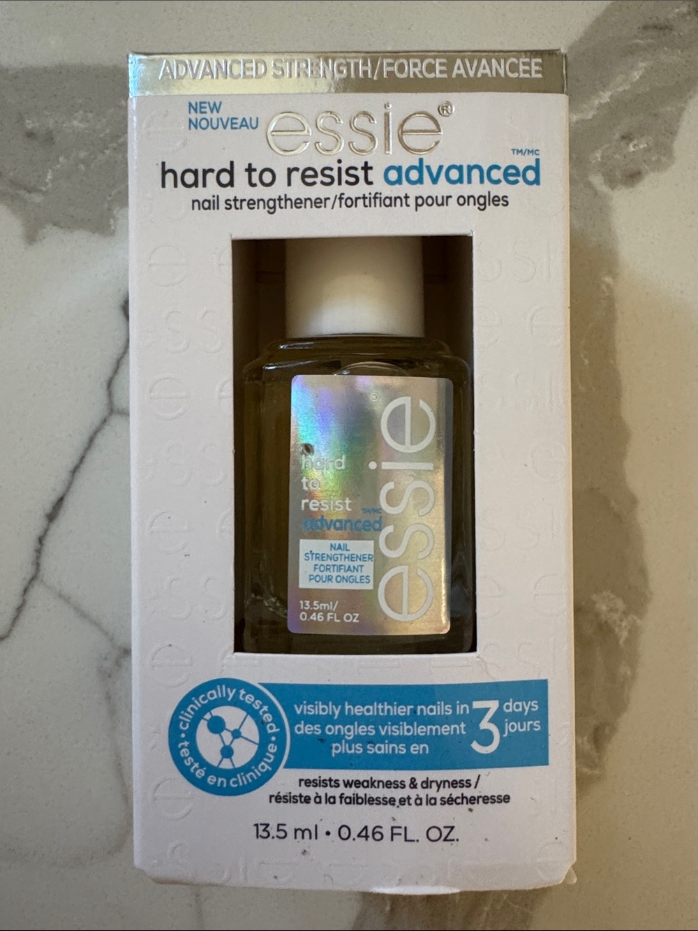 🌸5/$25🌸 Essie hard to resist advanced nail strengthener clear finish